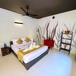 Ela Bungalow