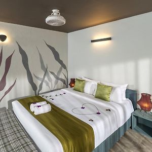 Ela Cottage